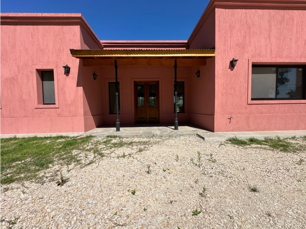 Casa a estrenar en Barrio Malvinas - FINANCIACION!!! - 3