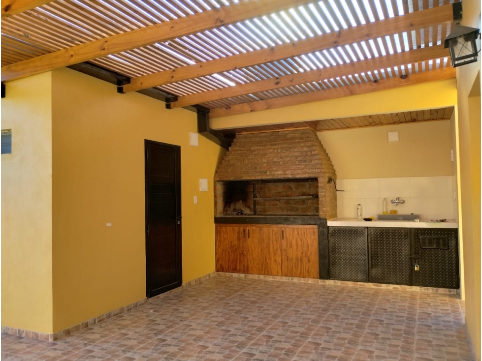 Casa Quinta en "Barrio Las Calandrias" Km. 52 de Ruta 2 - Brandsen - 6