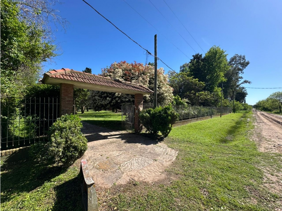 Bellísima Casa Quinta sobre Camino 12 de Octubre en Brandsen — foto 4