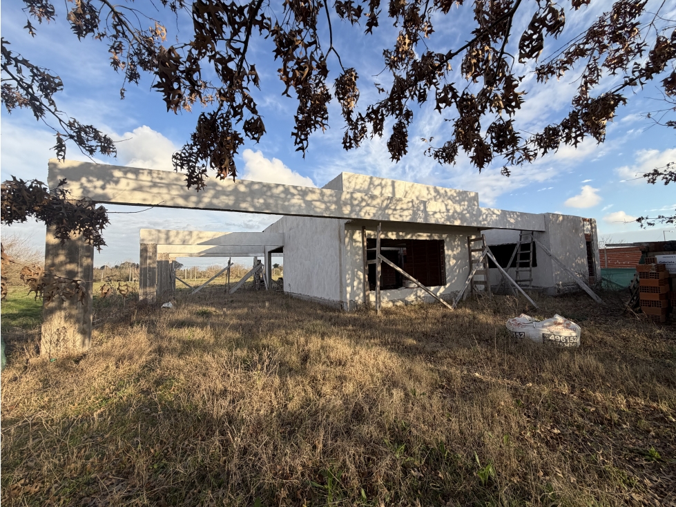 Espectacular Casa en construcción en Barrio El Chañar 2 en Brandsen — foto 3