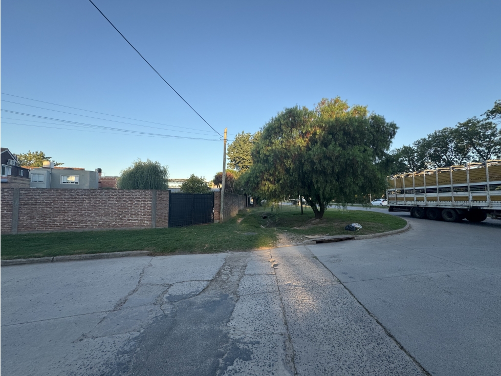 Casa céntrica con Lote sobre Ruta 215 - Brandsen — foto 3