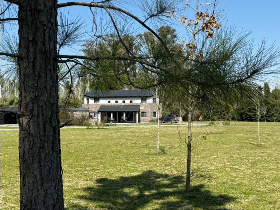 Casa quinta en Venta. Barrio de Chacras Malvinas en Brandsen - 4