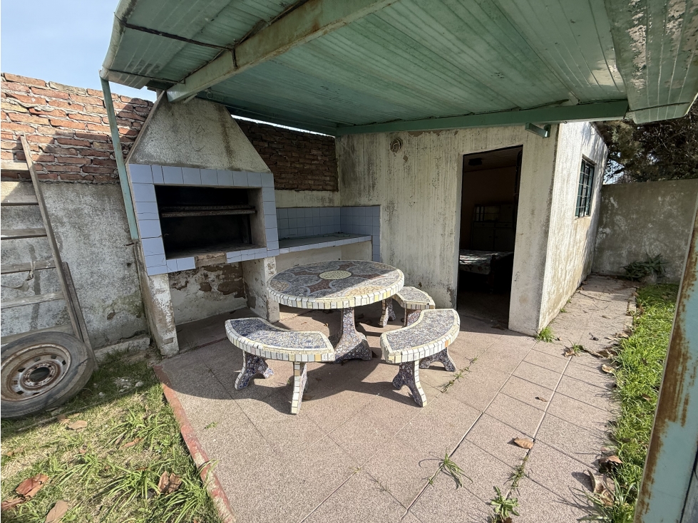Casa céntrica en venta. Calle San Martín y Alberti en Brandsen — foto 6