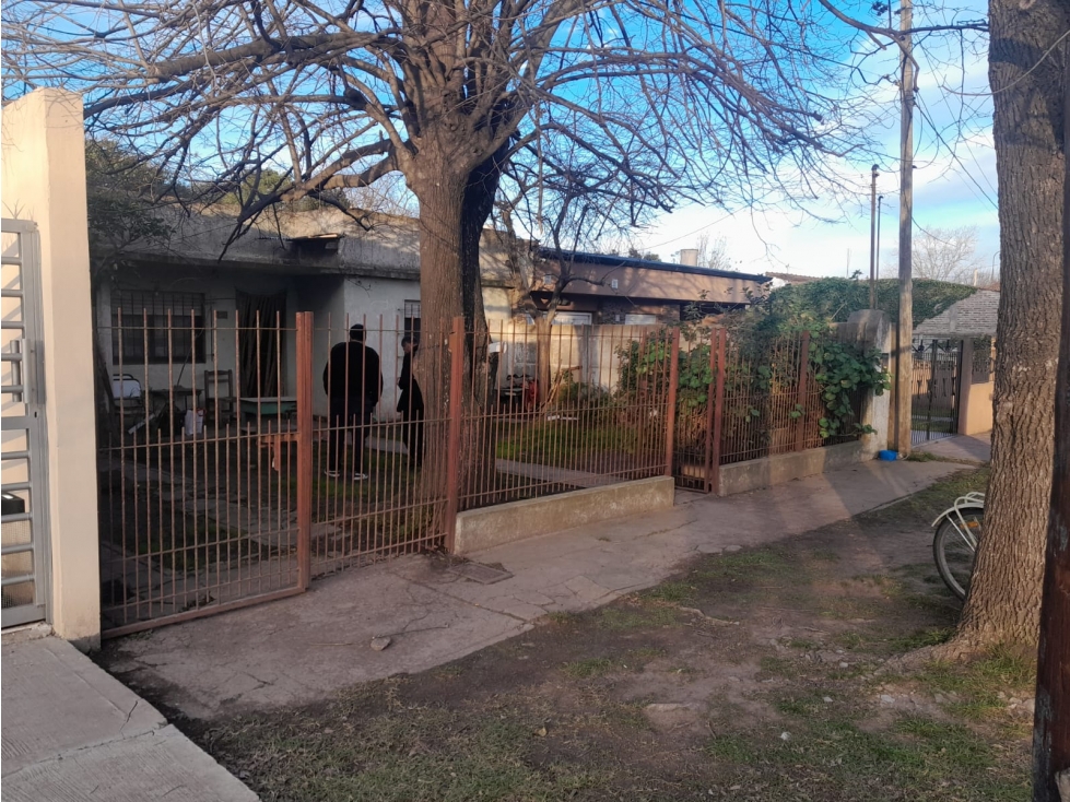 CASA EN BARRIO LAS MANDARINAS - 2