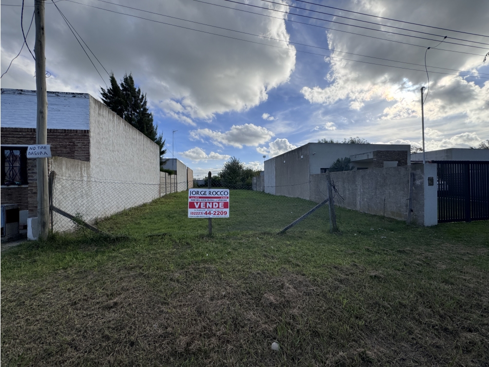ESPECTACULAR LOTE EN PH A MTS DE RUTA Y ZONA CENTRICA - 2