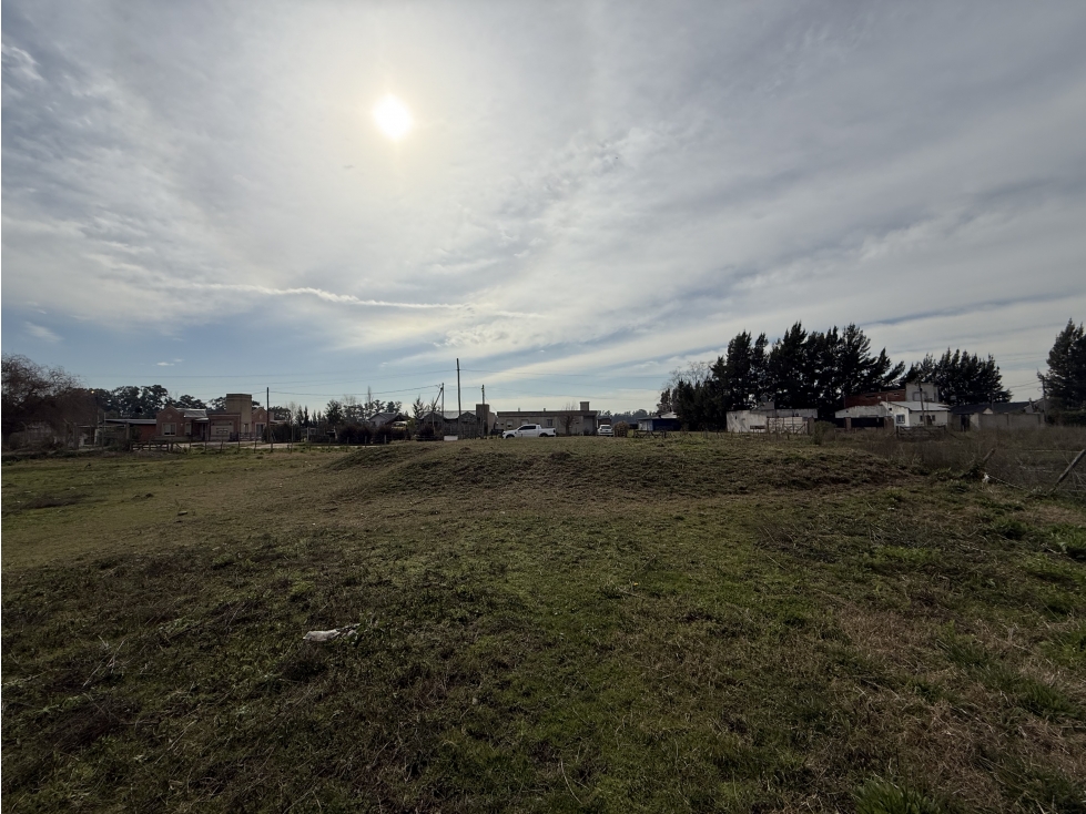 Lote en venta en Barrio La Dolly en Brandsen. 920 M2. - 2