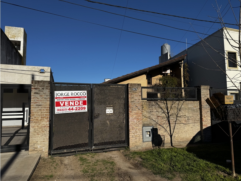 Casa con quincho y departemanto en Barrio La Dolly — foto 2