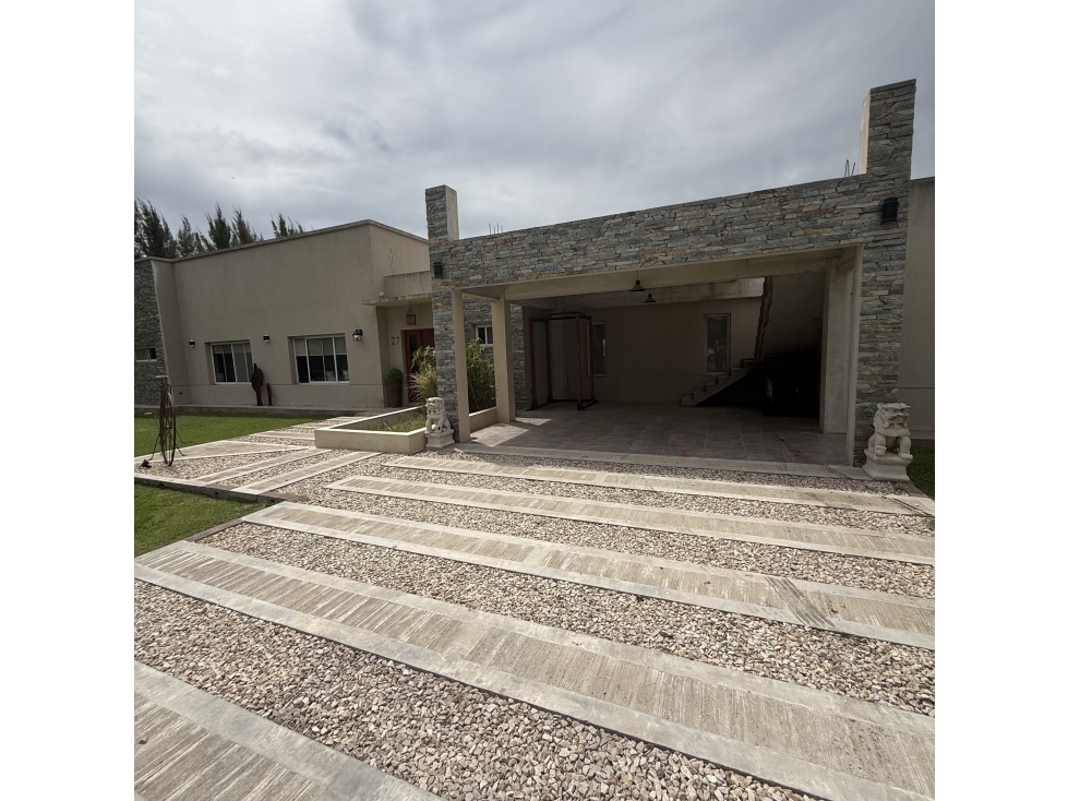 Casa quinta en Malvinas II - 2