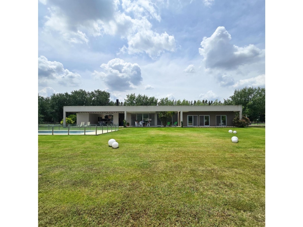 Bellísima Casa en Haras del Sur II - Brandsen POSIBLE PERMUTA!!! — foto 3