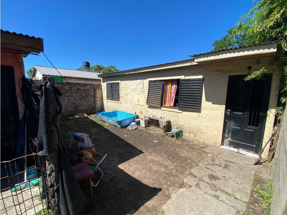 CASA + 2 DEPARTAMENTOS - 3
