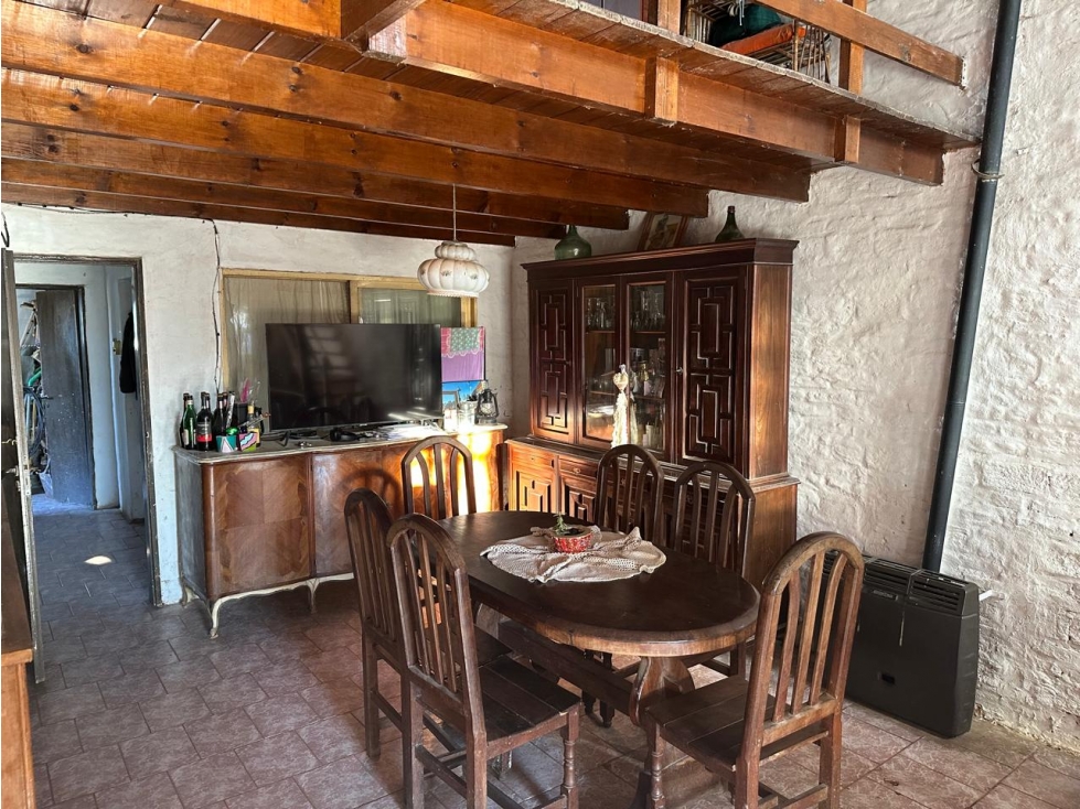Casa con quincho y departemanto en Barrio La Dolly — foto 3