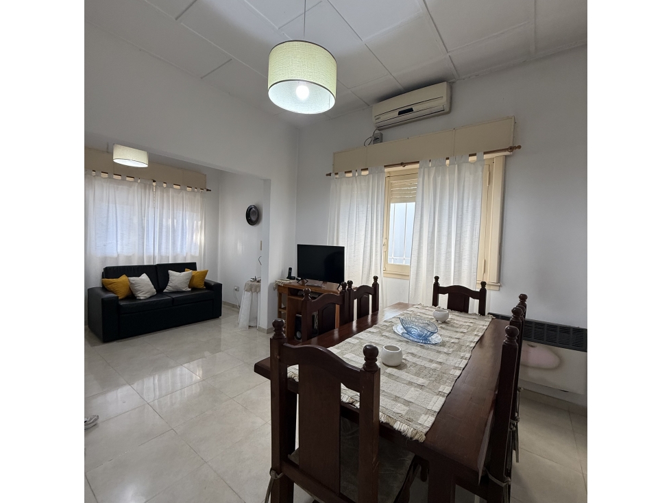 Casa céntrica sobre Mitre - ¡Ideal desarrollo comercial! - 3