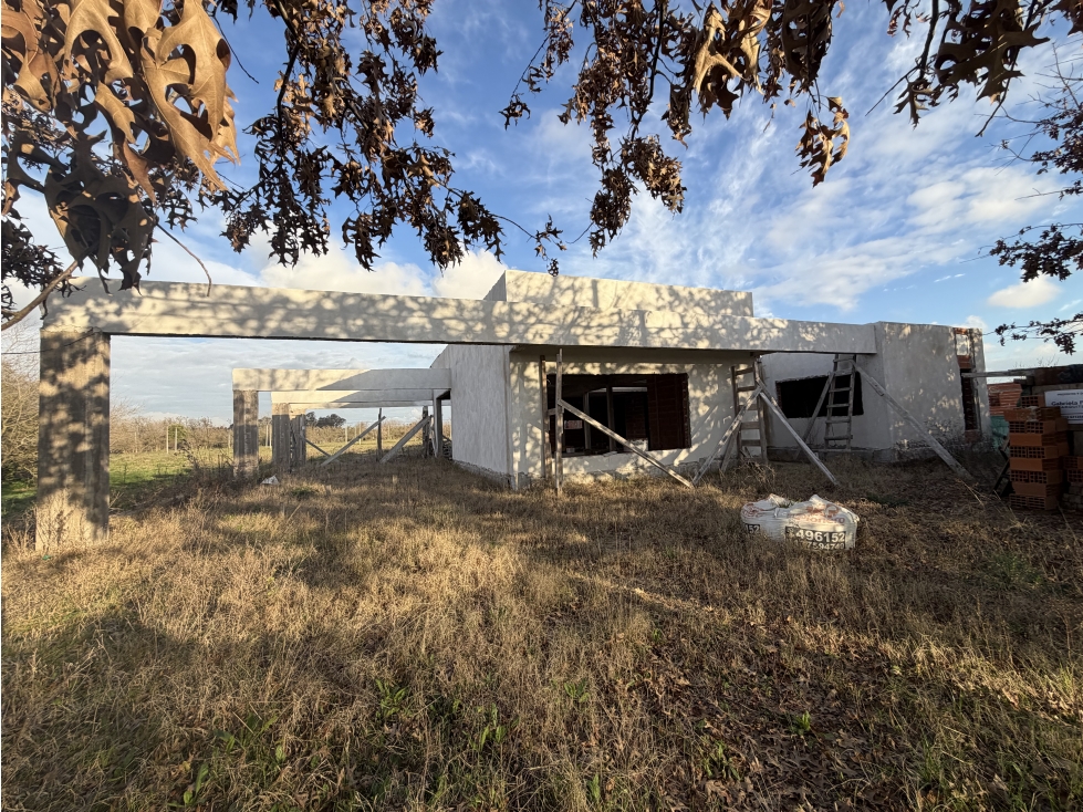 Espectacular Casa en construcción en Barrio El Chañar 2 en Brandsen — foto 5