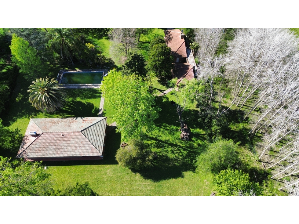 Bellísima Casa Quinta sobre Camino 12 de Octubre en Brandsen — foto 5