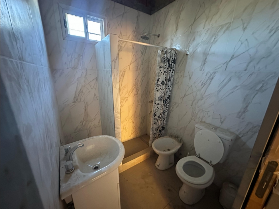 CASA A TERMINAR EN DOMSELAAR CON 2 LOTES — foto 4