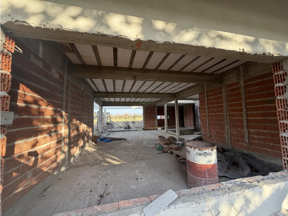 Espectacular Casa en construcción en Barrio El Chañar 2 en Brandsen — foto 6