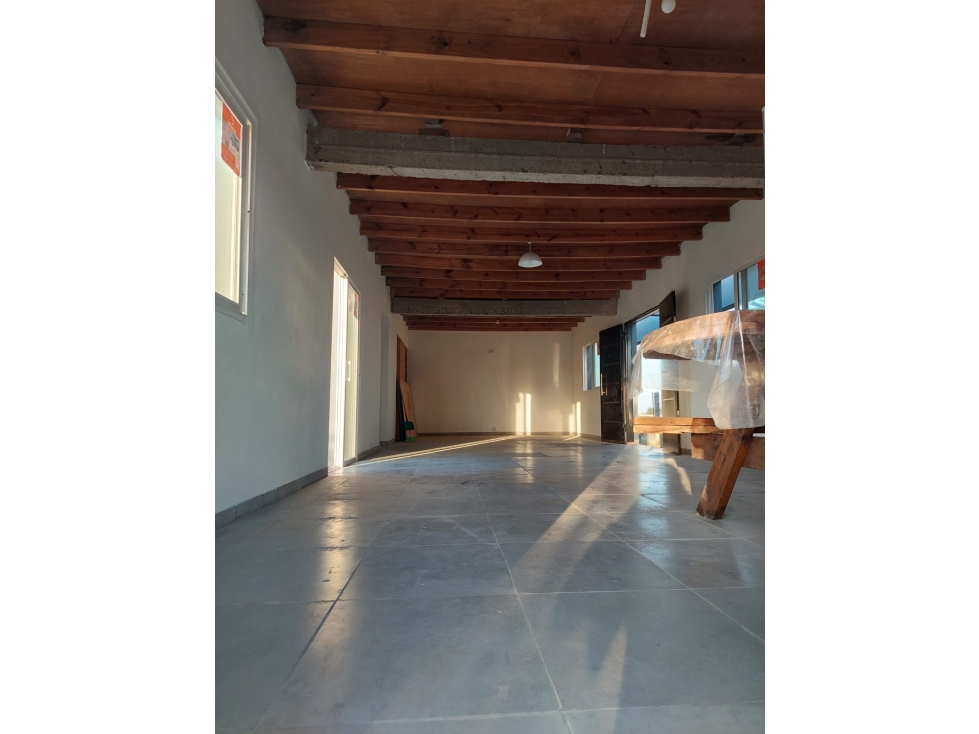 HERMOSA CASA  A ESTRENAR EN BARRIO LA POSADA- SAMBOROMBON - Brandsen - 5