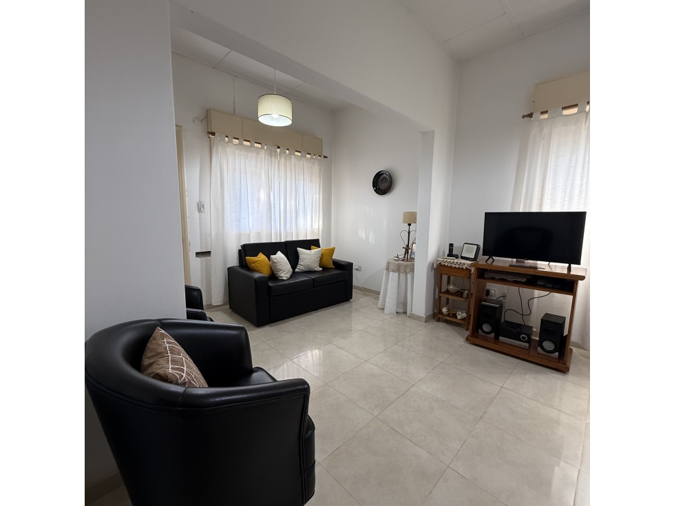 Casa céntrica sobre Mitre - ¡Ideal desarrollo comercial! - 6