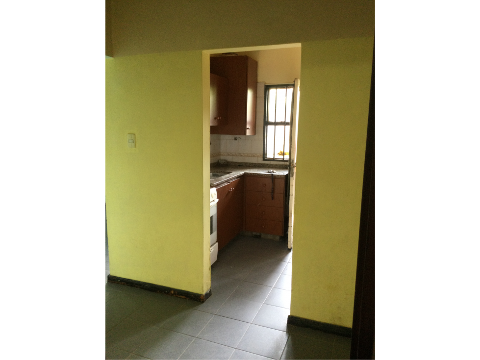 GRANADERO BAIGORRIA /CASA EN VENTA BARRIO LOS ROBLES - 3