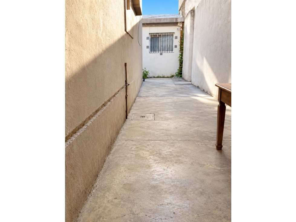RETASADA /CASA EN VENTA / ARROYITO/GARCIA VELLOSO 757 BIS — foto 2