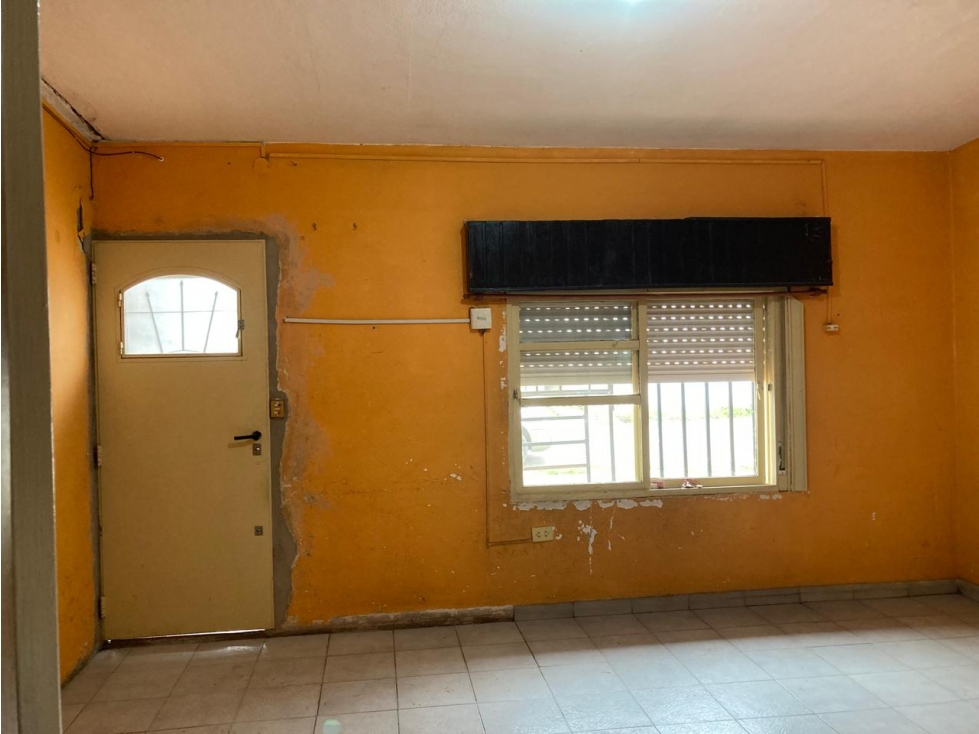 GRANADERO BAIGORRIA /VENTA DE CASA/ BARRIO SAN FERNANDO - 2