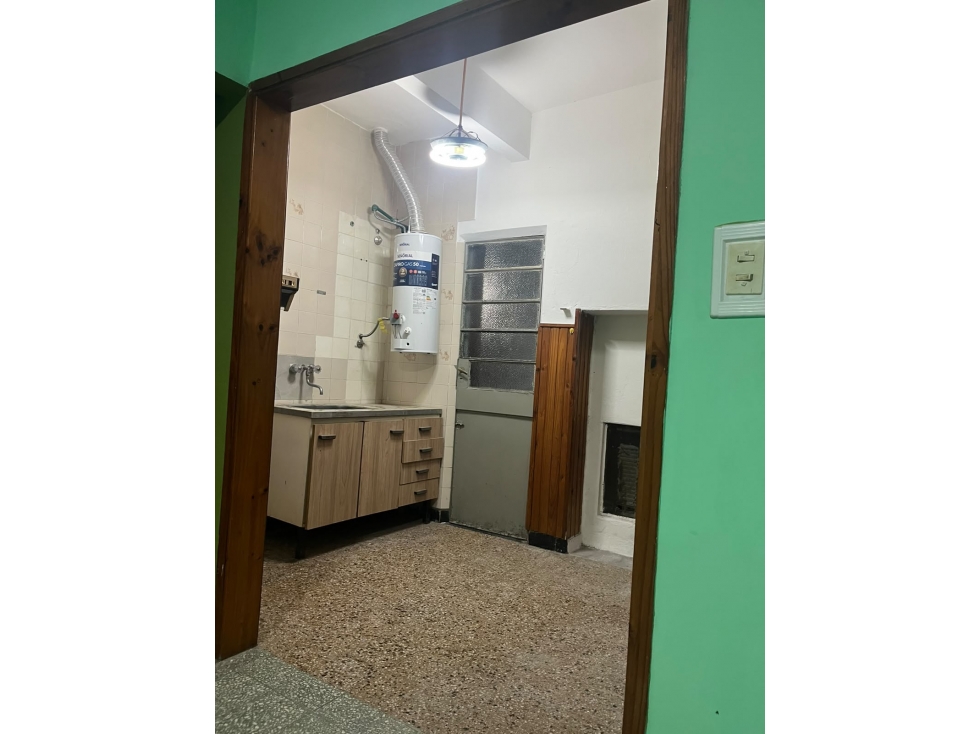 Alquiler de casa al frente. IDEAL CONSULTORIO ESTETICO - 3