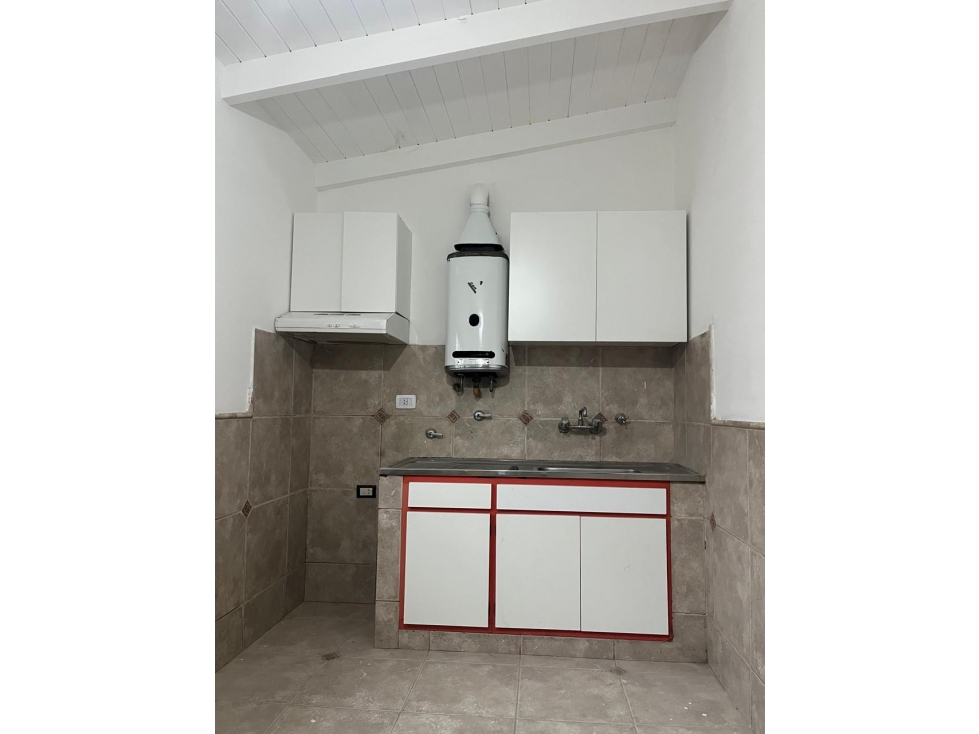 DEPARTAMENTO INTERNO-VICENTE LOPEZ 753 - 4