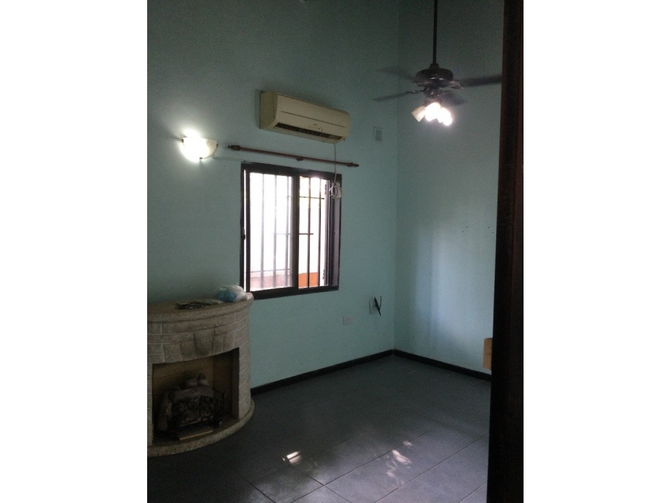 GRANADERO BAIGORRIA /CASA EN VENTA BARRIO LOS ROBLES - 5