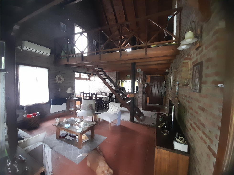 CASA 4 AMB CON JARDIN Y PISCINA EN DON TORCUATO - EL TRIANGULO - 3