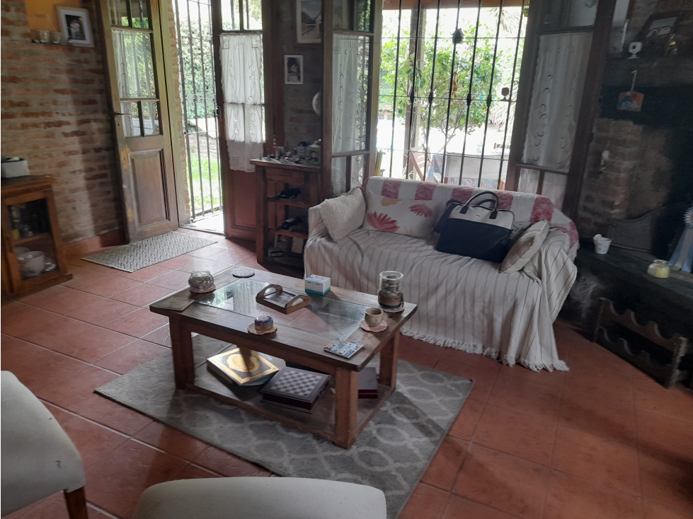 CASA 4 AMB CON JARDIN Y PISCINA EN DON TORCUATO - EL TRIANGULO - 6