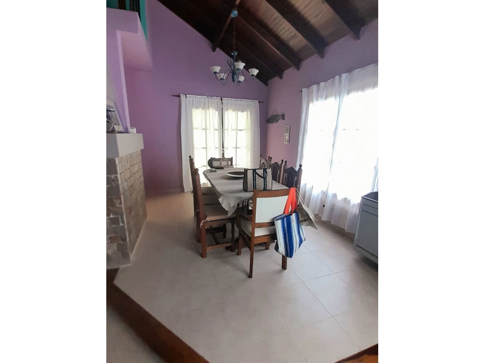 MUY COMODO Y DISTINGUIDO CHALET ESTILO MARINO EN CLAROMECO - 5