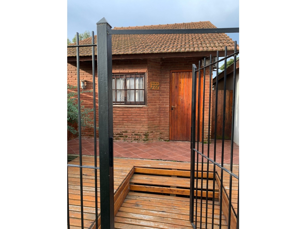 DUPLEX de 4 AMBIENTES en hermoso Barrio arbolado - 3