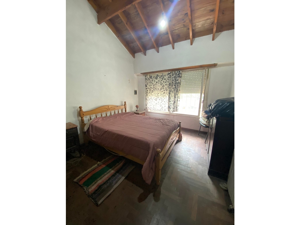 LATORRE PROP. VENDE CHALET 3 AMB + DEPTO + QUINCHO — foto 6