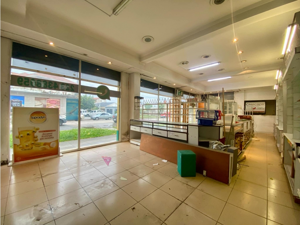 LATORRE PROP. ALQUILA EXCELENTE LOCAL COMERCIAL — foto 6
