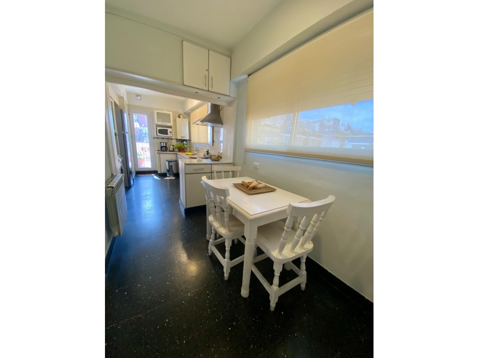 LATORRE PROP. VENDE PISO DE 4 AMBIENTES CON BALCON — foto 5