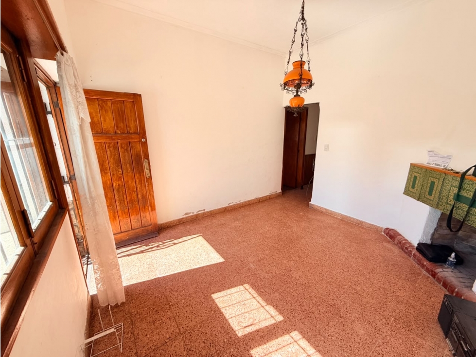 LATORRE PROP. VENDE CHALET EN PARQUE LURO - 4
