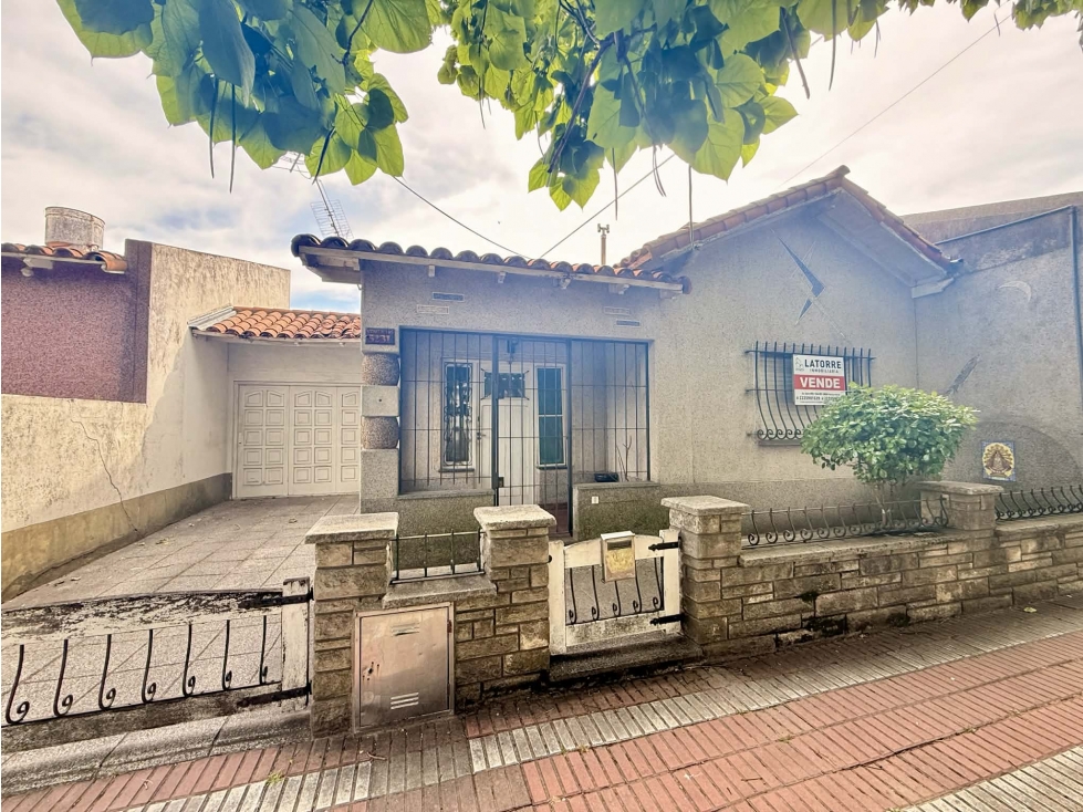LATORRE PROP. VENDE CHALET 3 AMB - APTO CREDITO