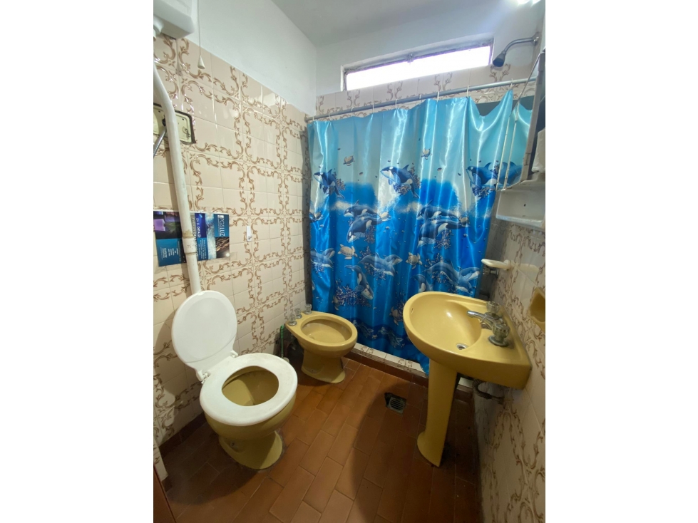 LATORRE PROP. VENDE CHALET 3 AMB + DEPTO + QUINCHO — foto 5