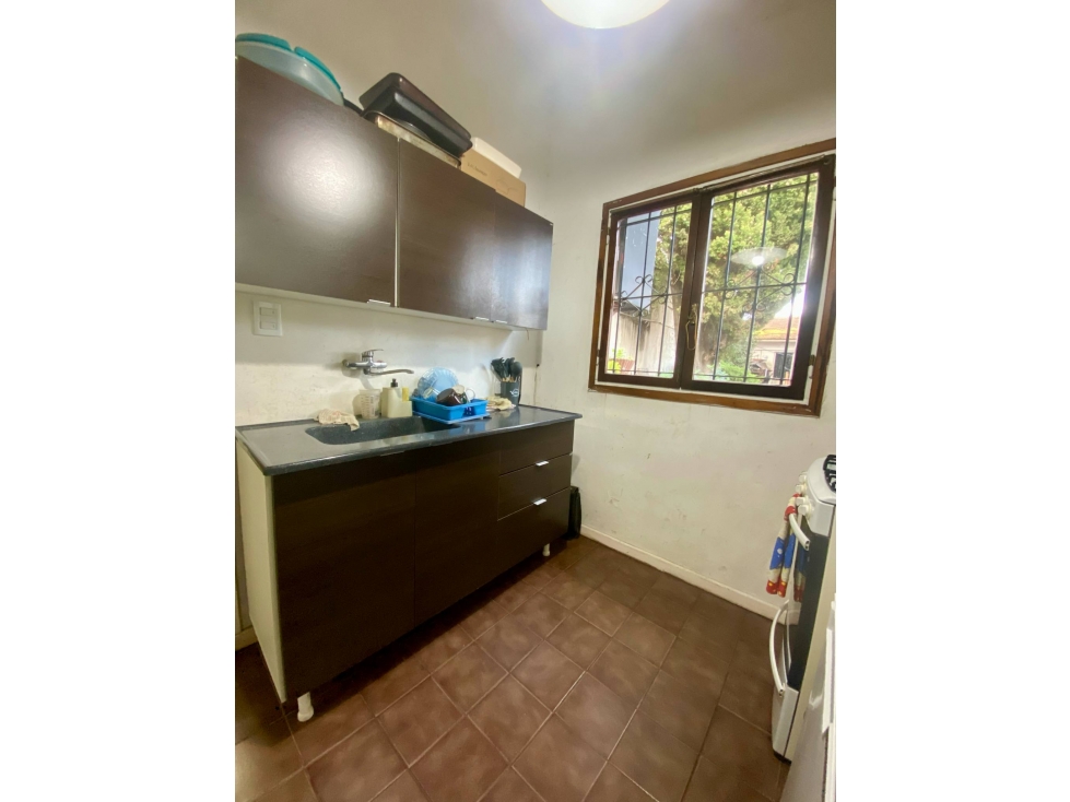LATORRE PROP. VENDE CASA CON DEPOSITO Y TALLER — foto 5