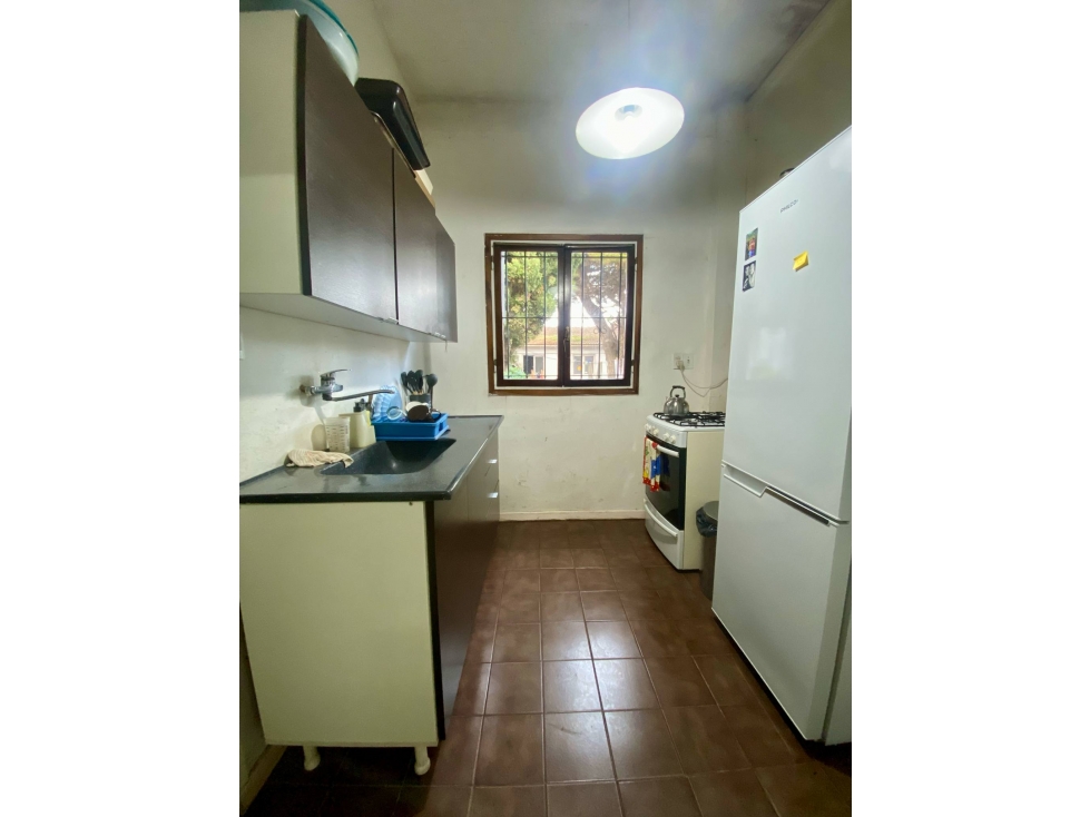 LATORRE PROP. VENDE CASA CON DEPOSITO Y TALLER — foto 4