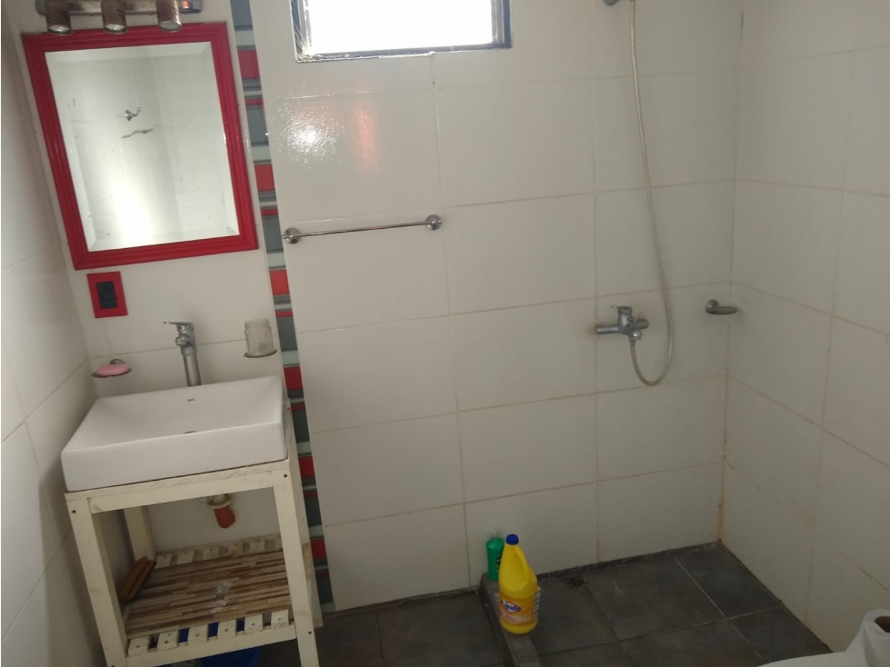 LATORRE PROP. VENDE CASA EN BARRIO SANTA ELENA - A METROS DEL MAR — foto 5
