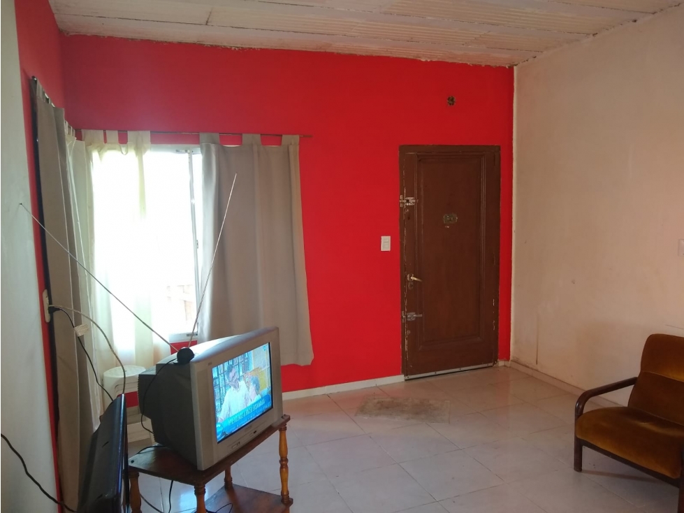 LATORRE PROP. VENDE CASA EN BARRIO SANTA ELENA - A METROS DEL MAR — foto 2