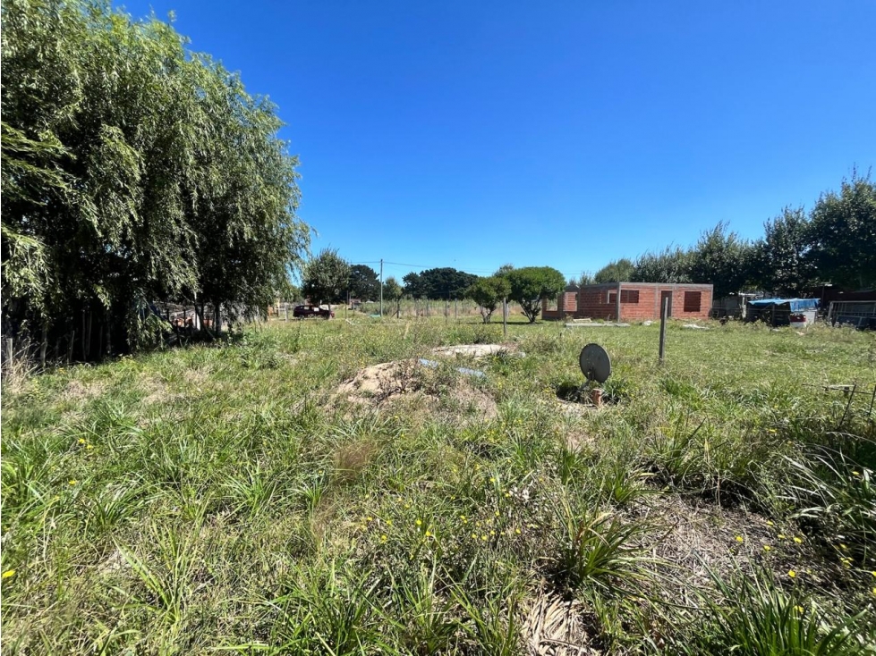 LATORRE PROP. VENDE HERMOSO LOTE EN FELIX U CAMET — foto 2