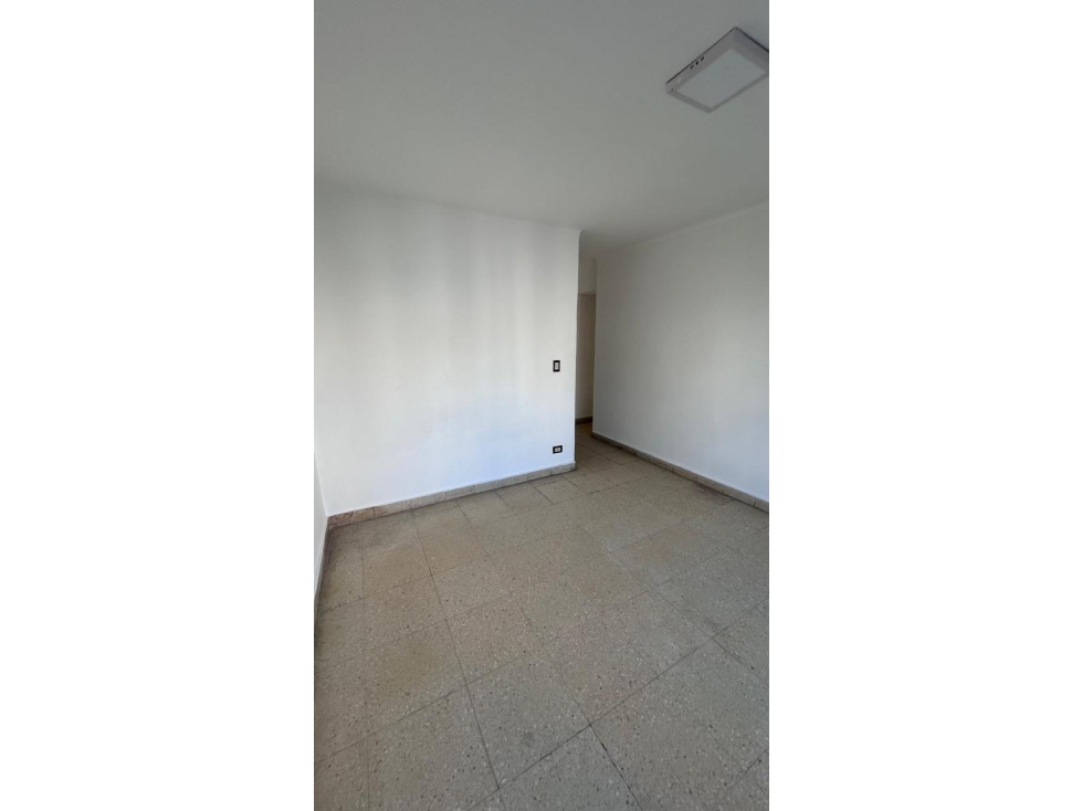 LATORRE PROP. VENDE DEPTO 2 AMB. EN EL CENTRO — foto 6