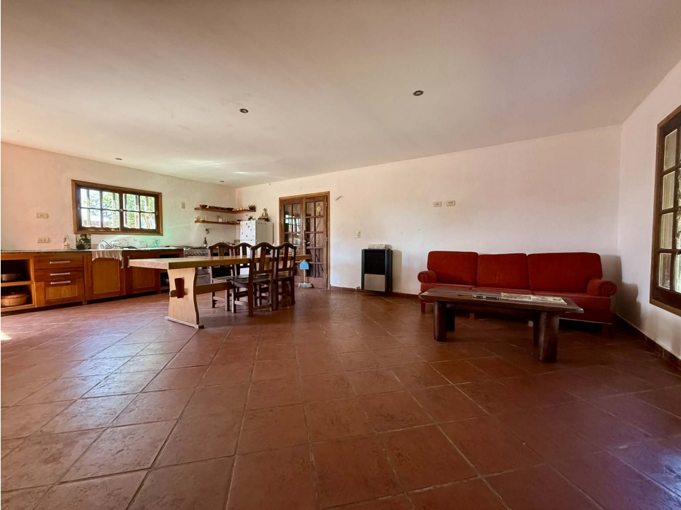 LATORRE PROP. VENDE CASA CON PARQUE - CAMET NORTE - 6