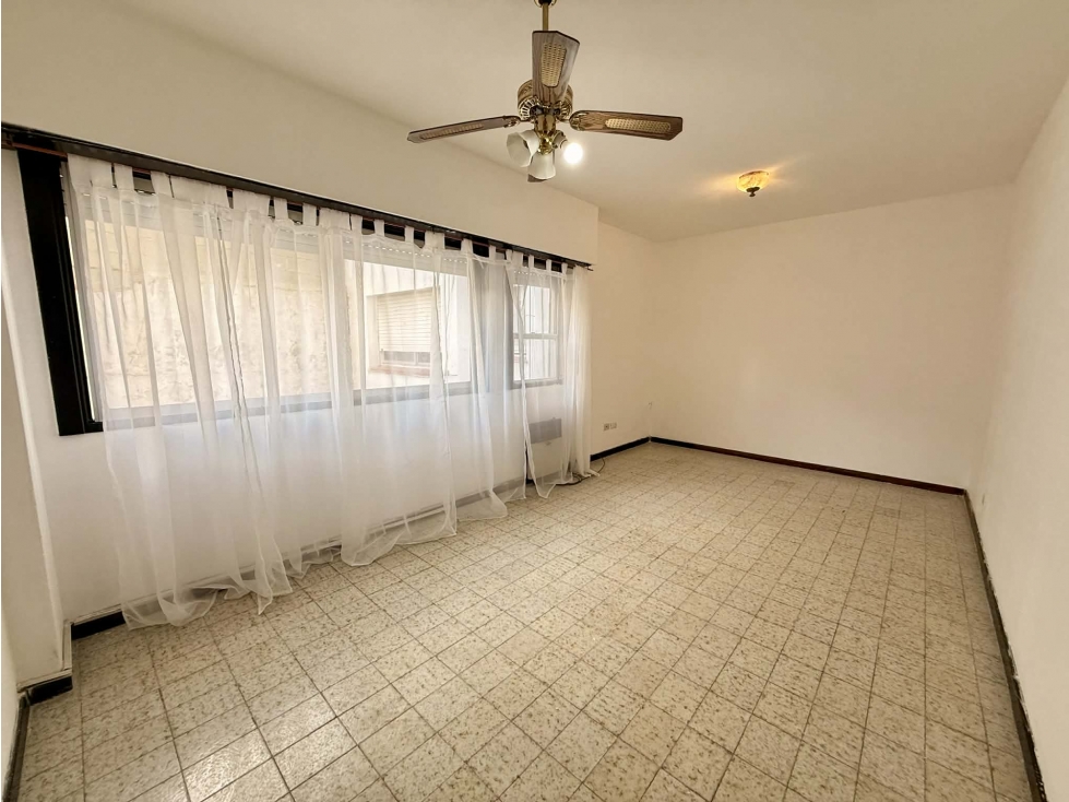 LATORRE PROP. VENDE MONOAMBIENTE EN EL CENTRO