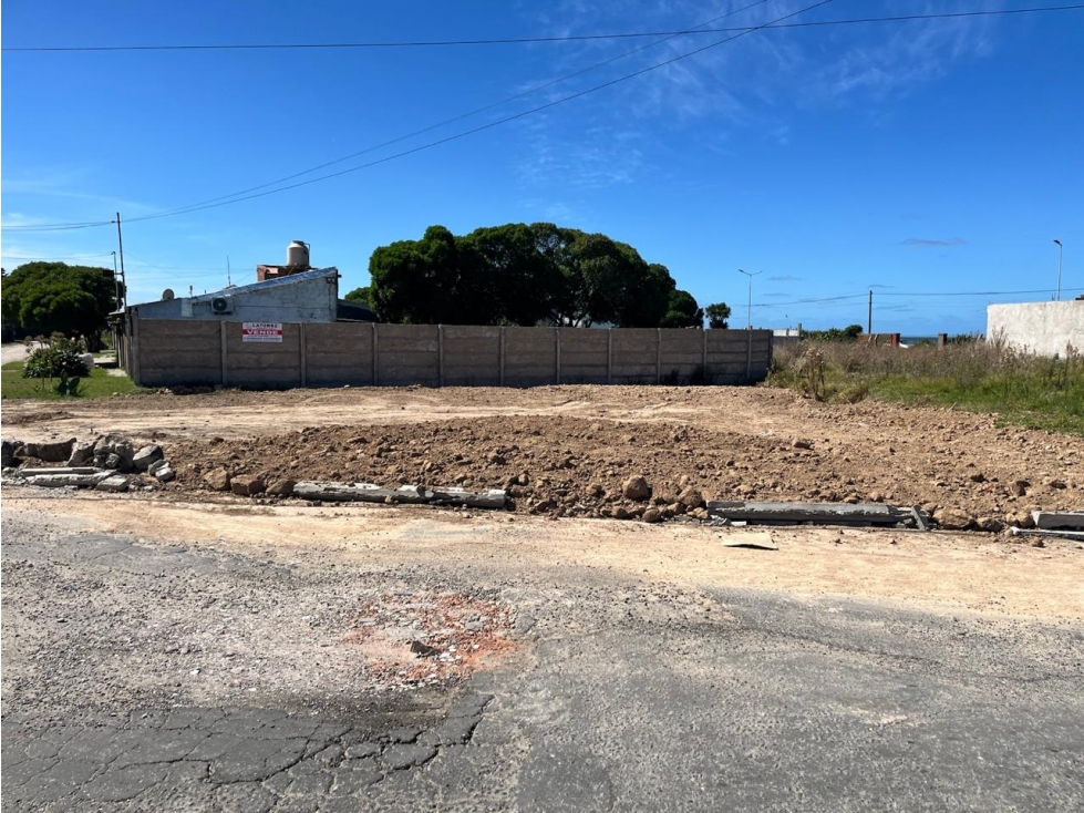 LATORRE PROP. VENDE HERMOSO LOTE A METROS DEL MAR — foto 4