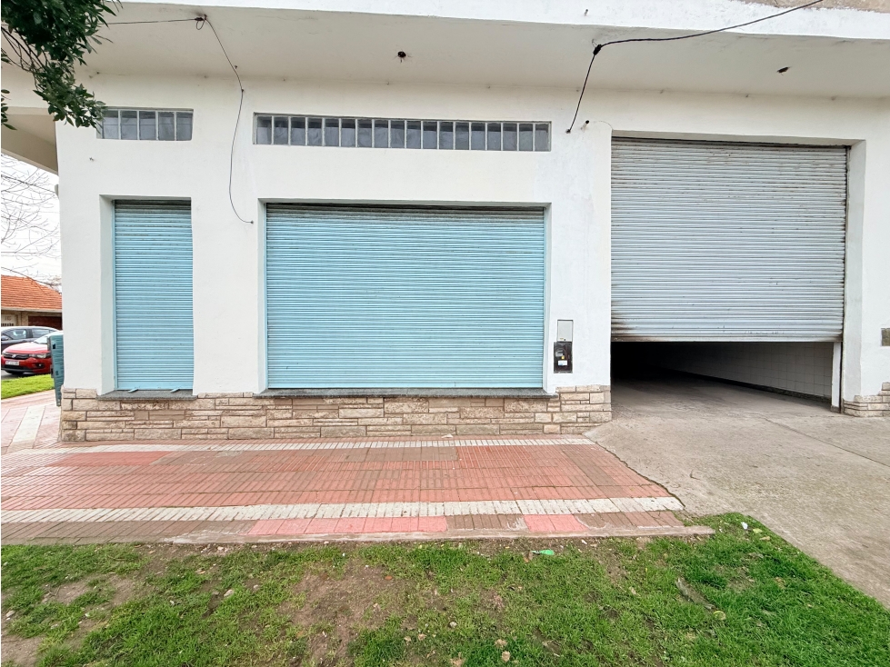 LATORRE PROP. VENDE HERMOSA ESQUINA - LOCAL COMERCIAL - 2