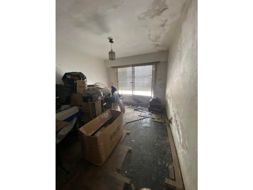 LATORRE PROP. VENDE CHALET 3 AMB + DEPTO + QUINCHO — foto 4