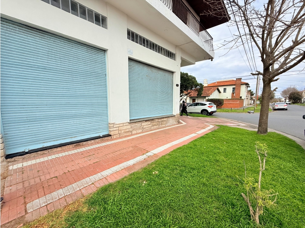 LATORRE PROP. VENDE HERMOSA ESQUINA - LOCAL COMERCIAL - 3